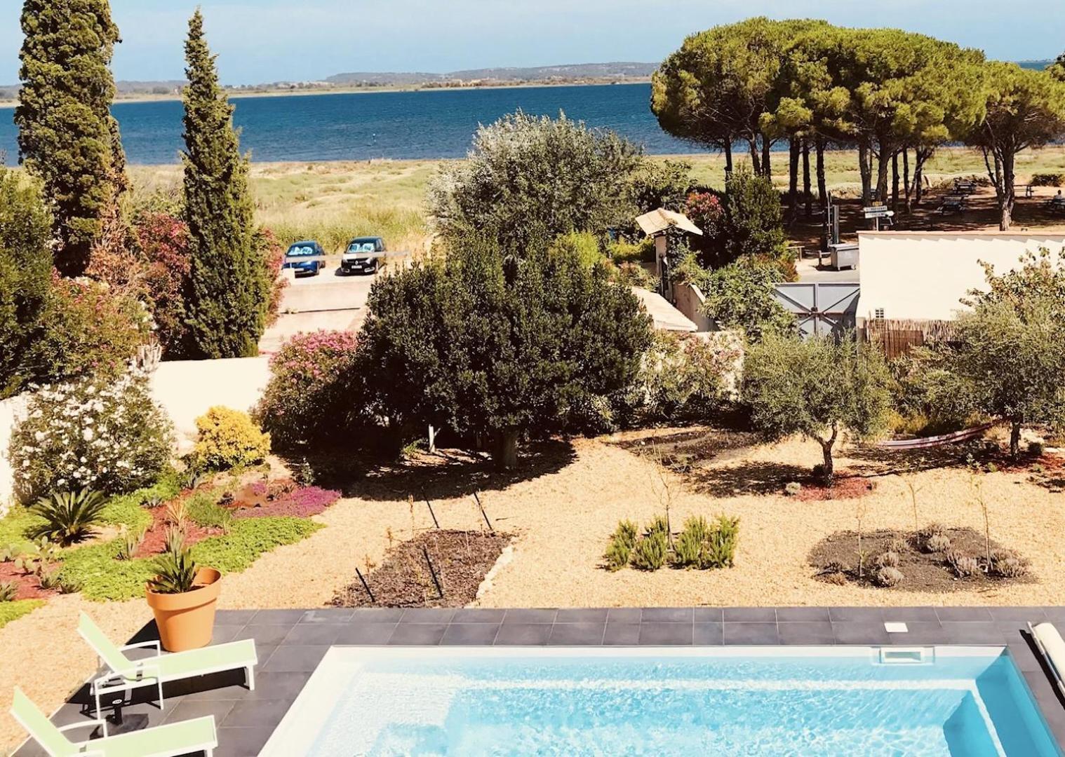 Lalagunebages, Panoramic View Bages  Exterior foto