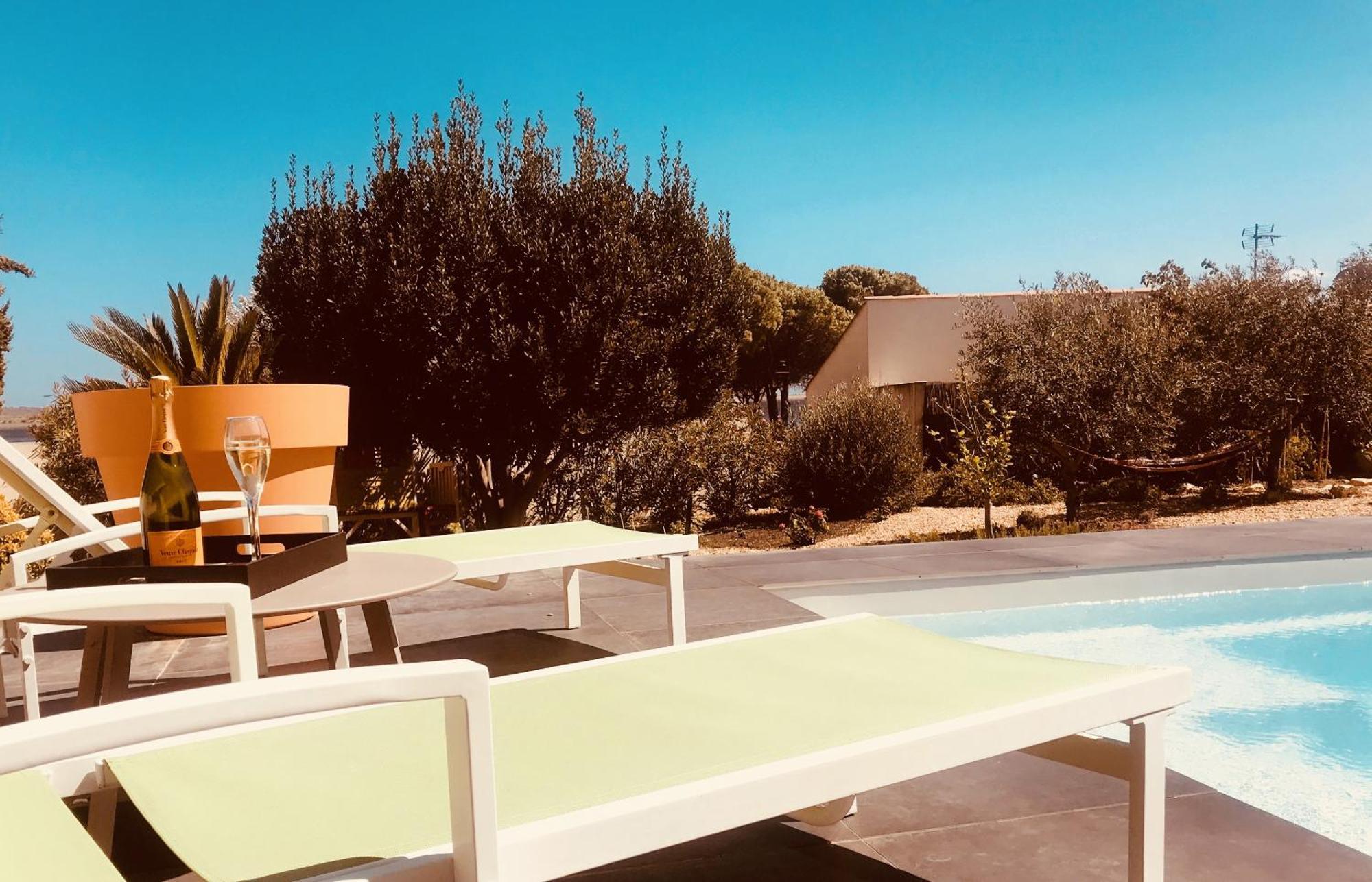 Lalagunebages, Panoramic View Bages  Exterior foto